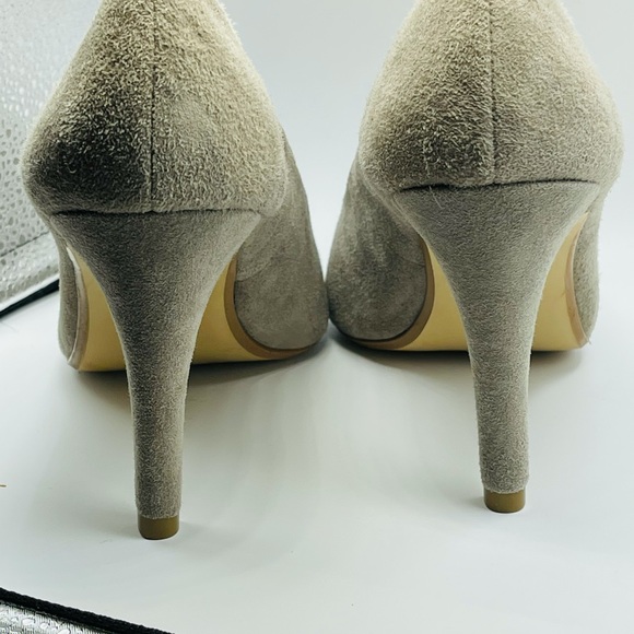 Banana Republic Heeled Pumps Size 8.5 - Picture 3 of 7